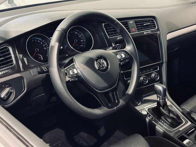 2019 VOLKSWAGEN GOLF - 12