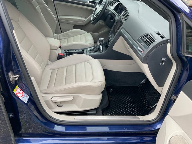 2018 VOLKSWAGEN GOLF - 33