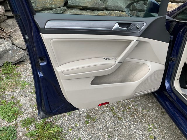 2018 VOLKSWAGEN GOLF - 7