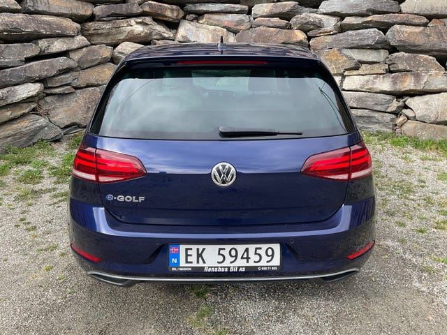2018 VOLKSWAGEN GOLF - 28