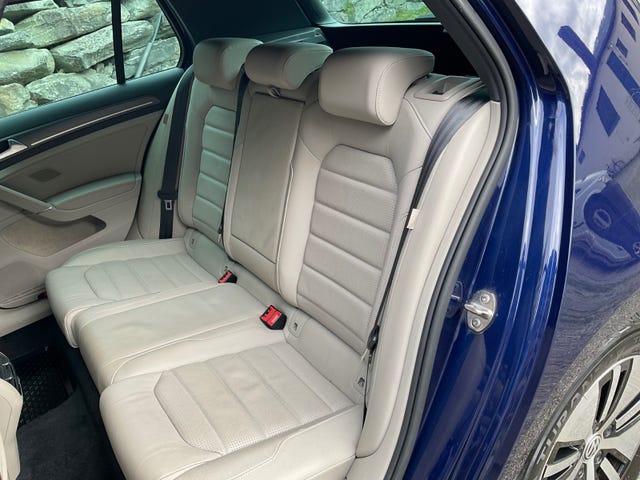 2018 VOLKSWAGEN GOLF - 54