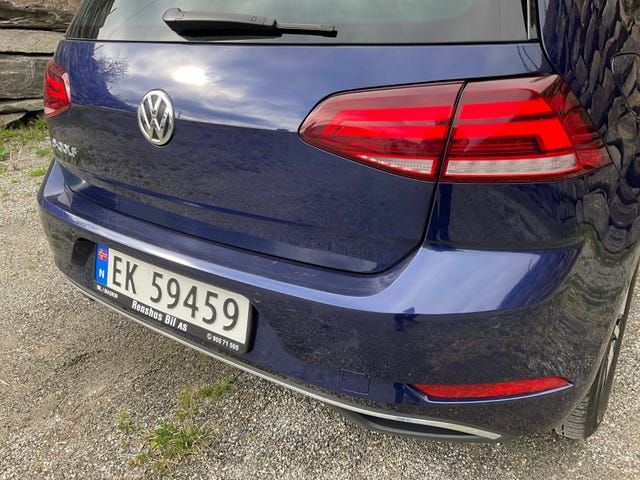 2018 VOLKSWAGEN GOLF - 32