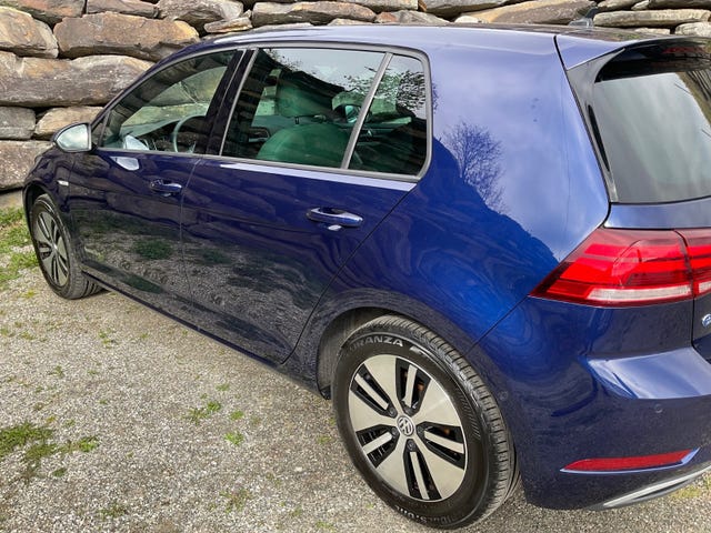 2018 VOLKSWAGEN GOLF - 30