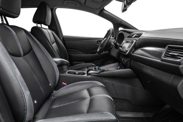 2018 NISSAN LEAF - 15