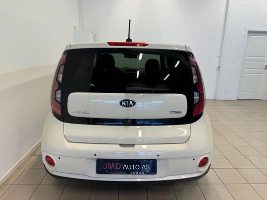 KNAJX81EFJ7026986 2017 KIA SOUL-4