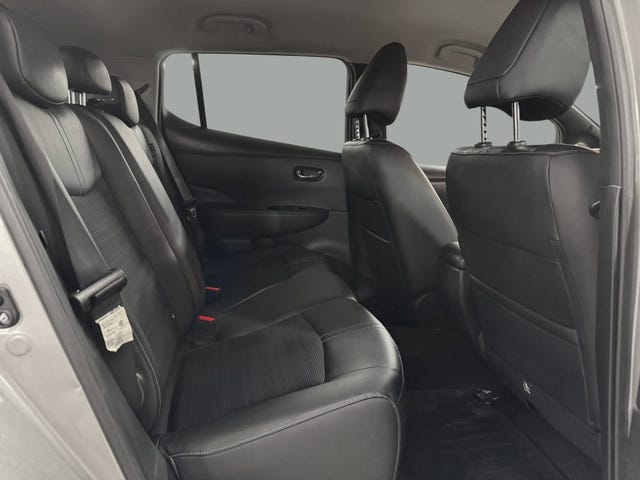 2020 NISSAN LEAF - 20