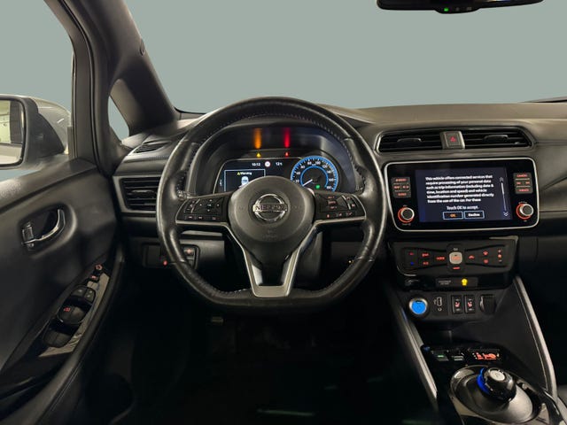 2020 NISSAN LEAF - 12