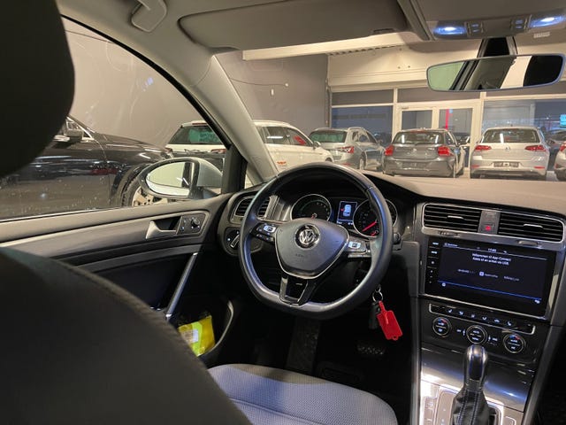 2019 VOLKSWAGEN GOLF - 23