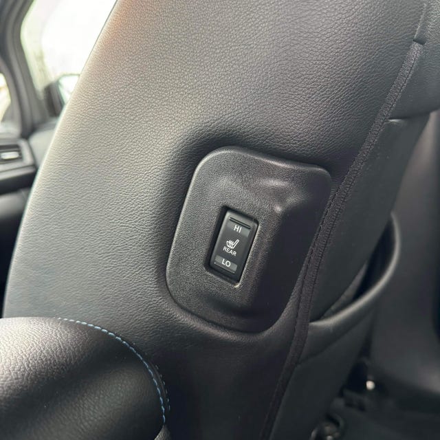 2018 NISSAN LEAF - 33