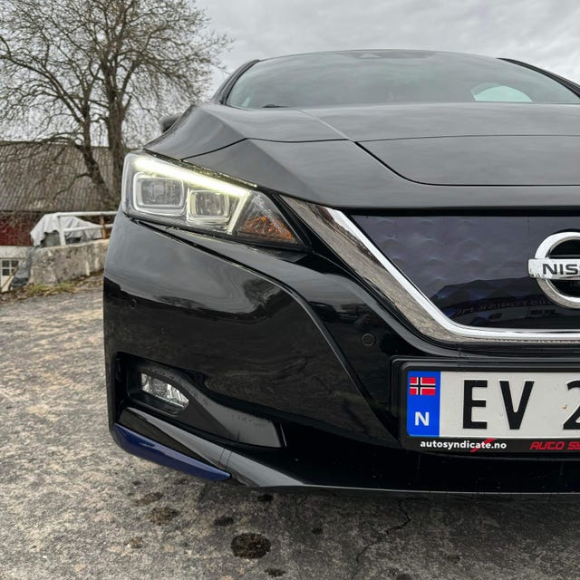 2018 NISSAN LEAF - 13
