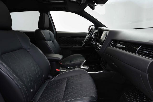 2020 MITSUBISHI OUTLANDER - 32