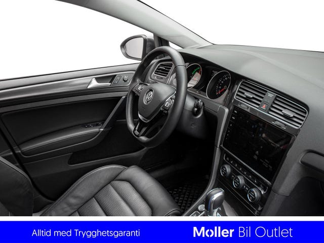 2018 VOLKSWAGEN GOLF - 24