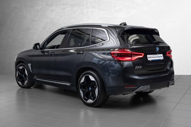 2021 BMW IX3 - 10