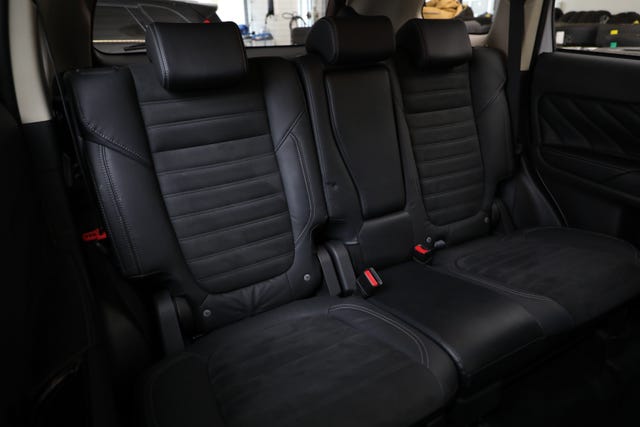 2020 MITSUBISHI OUTLANDER - 24