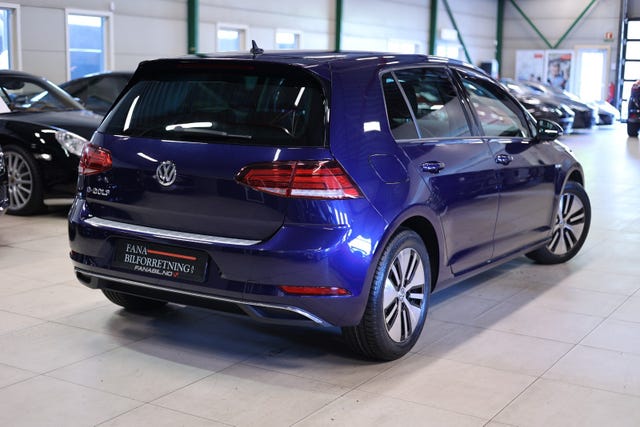 WVWZZZAUZK8906658 2019 VOLKSWAGEN GOLF-2