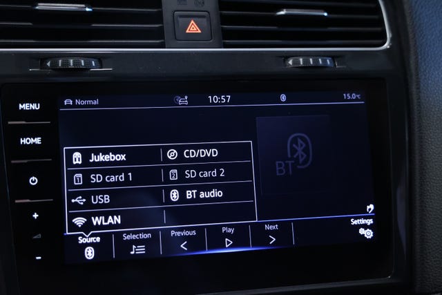2019 VOLKSWAGEN GOLF - 15