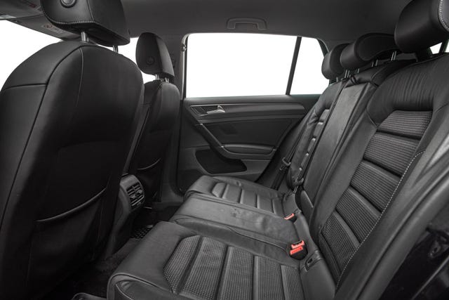 2019 VOLKSWAGEN GOLF - 12