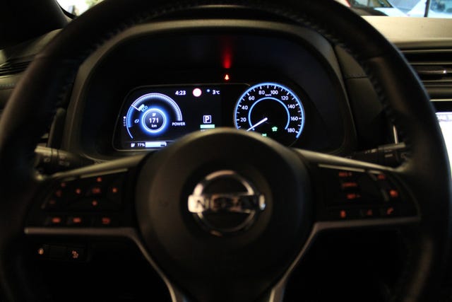 2021 NISSAN LEAF - 18