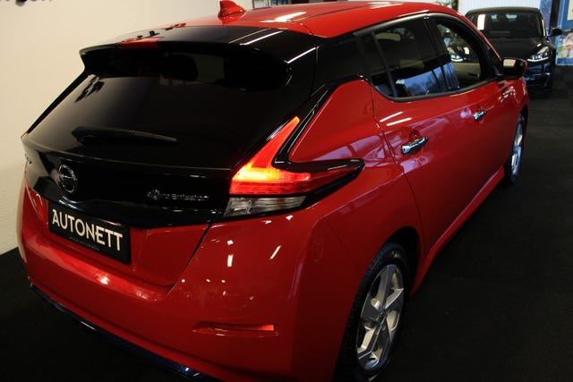 2021 NISSAN LEAF - 7