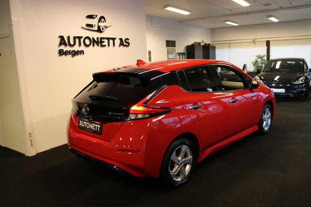 SJNFAAZE1U0146818 2021 NISSAN LEAF-5