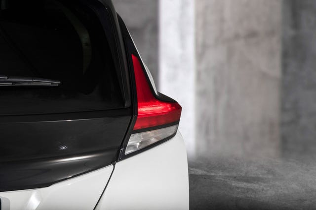 2022 NISSAN LEAF - 7