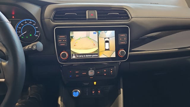 2022 NISSAN LEAF - 8