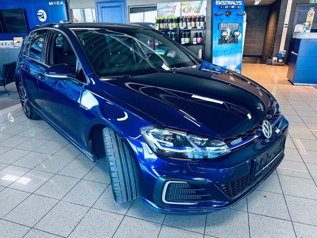 2019 VOLKSWAGEN GOLF - 9