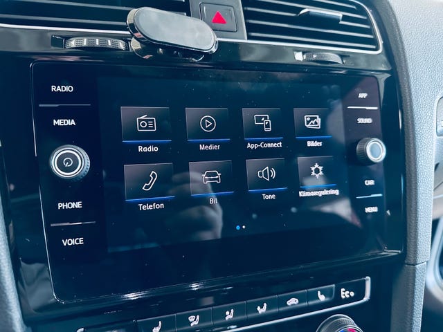 2019 VOLKSWAGEN GOLF - 27