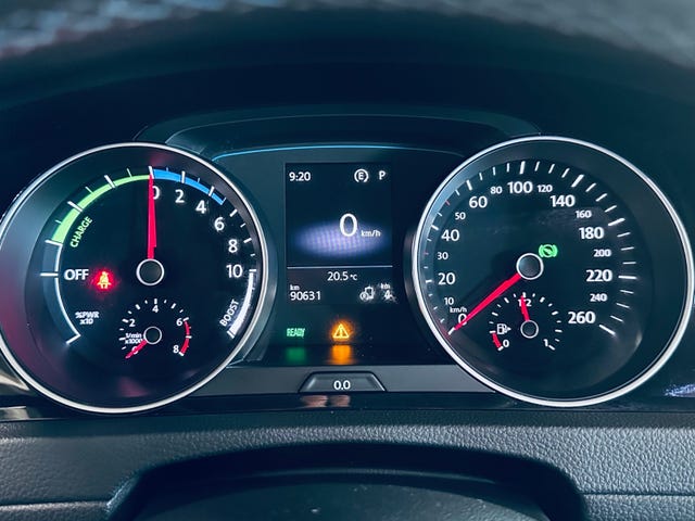 2019 VOLKSWAGEN GOLF - 17