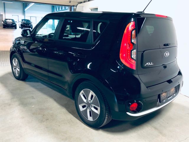 KNAJX81EFK7039412 2019 KIA SOUL-3