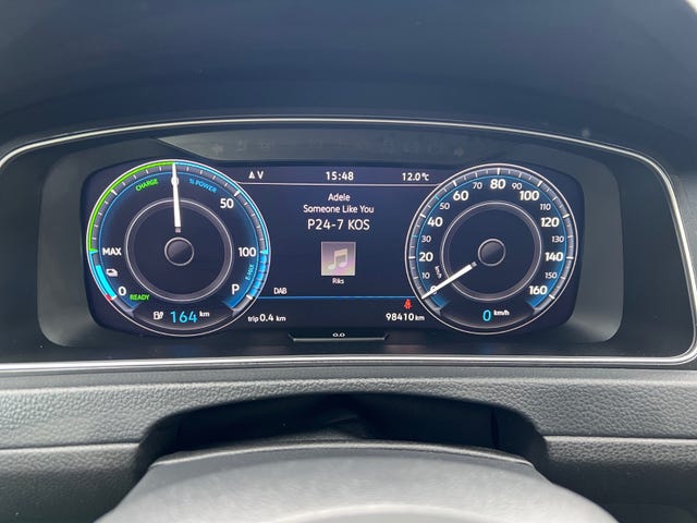 2018 VOLKSWAGEN GOLF - 16