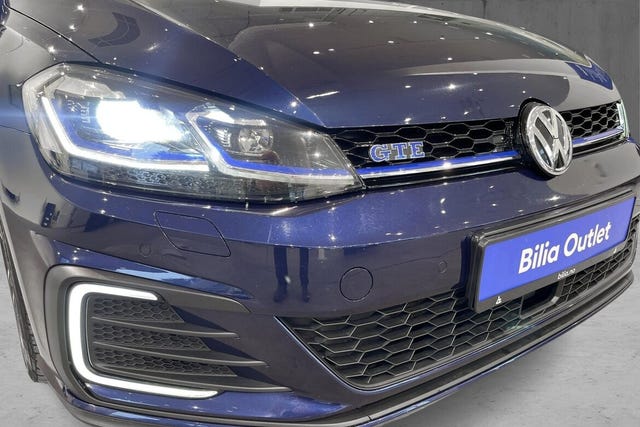 2018 VOLKSWAGEN GOLF - 9
