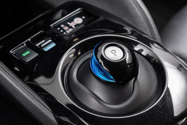 2021 NISSAN LEAF - 16