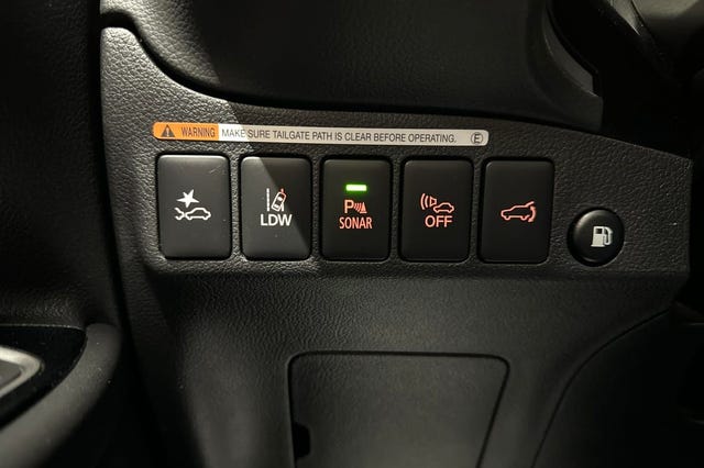 2020 MITSUBISHI OUTLANDER - 24