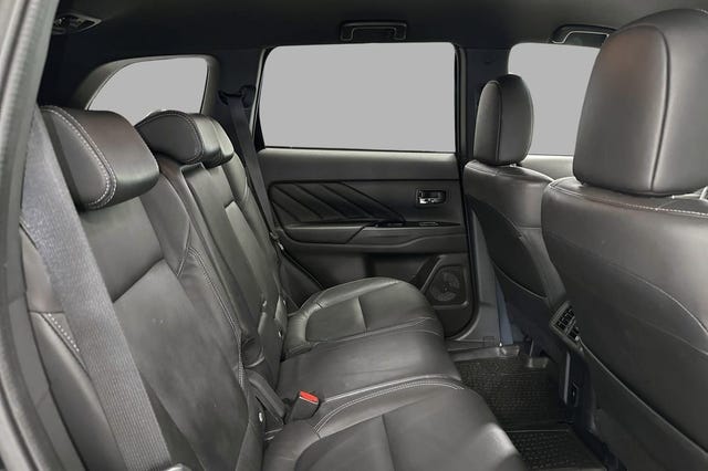 2020 MITSUBISHI OUTLANDER - 17