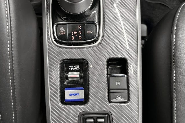 2020 MITSUBISHI OUTLANDER - 23
