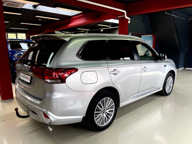 2020 MITSUBISHI OUTLANDER - 8