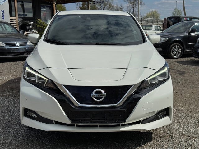 2021 NISSAN LEAF - 8