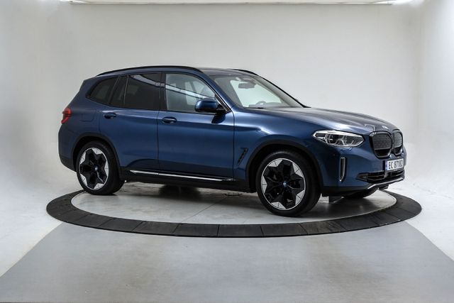 2021 BMW IX3 - 14