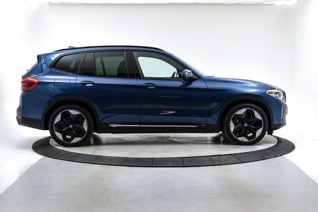 2021 BMW IX3 - 15