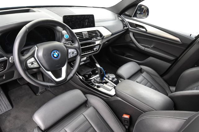 2021 BMW IX3 - 17