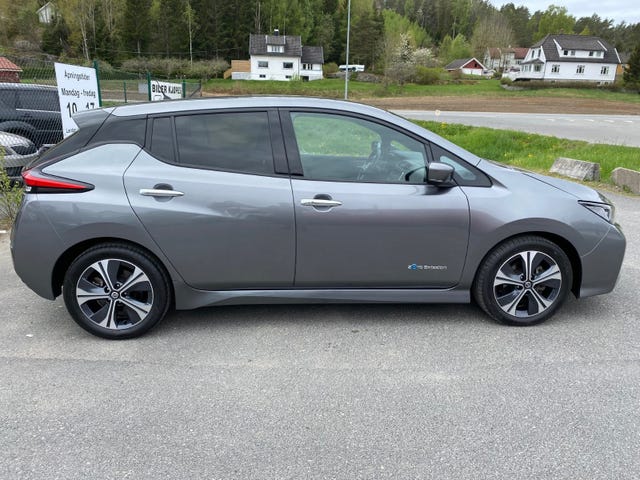 2021 NISSAN LEAF - 8