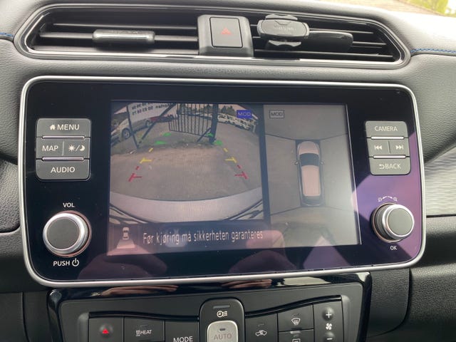 2021 NISSAN LEAF - 25