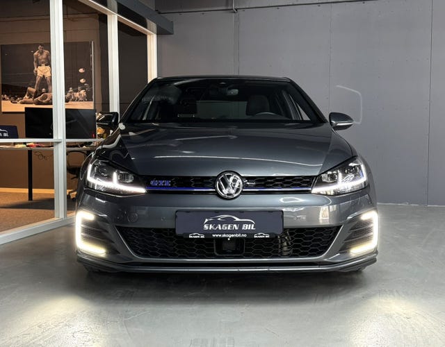 2018 VOLKSWAGEN GOLF - 10