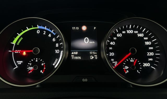 2018 VOLKSWAGEN GOLF - 25