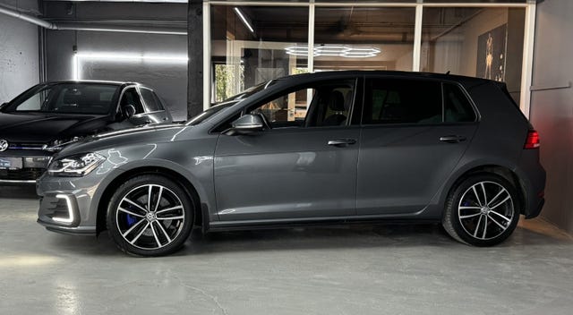 WVWZZZAUZJW804049 2018 VOLKSWAGEN GOLF-5