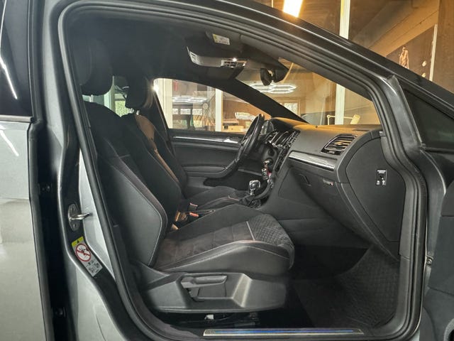 2018 VOLKSWAGEN GOLF - 40