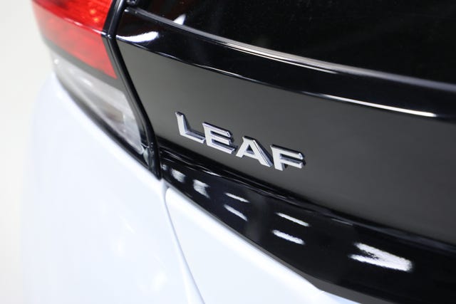 2021 NISSAN LEAF - 9