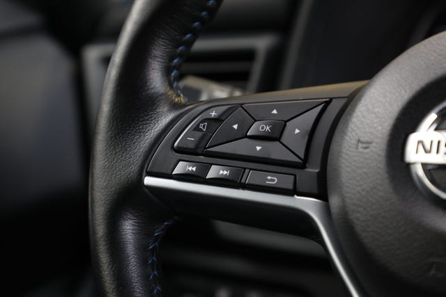 2021 NISSAN LEAF - 15