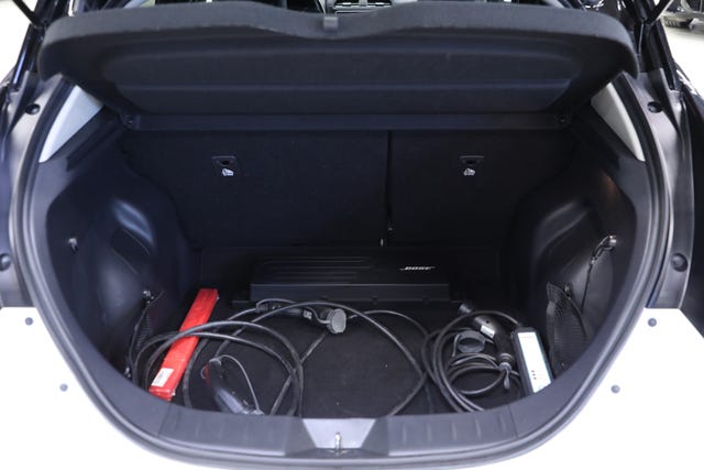 2021 NISSAN LEAF - 10